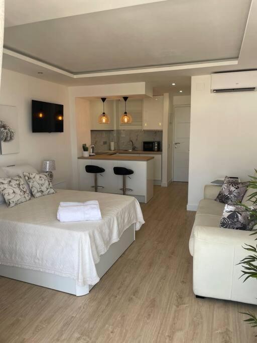 Exclusivo Estudio Piscinas, Conserjeria 24 H Apartment Benalmadena